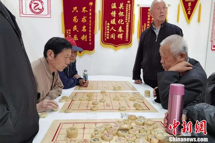 真正的智慧城市，绝不会让老人跟不上趟