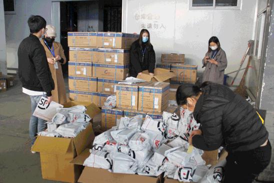 5万口罩驰援省级品牌运营商和品牌服务商 强力巨彩暖心行动ing ！