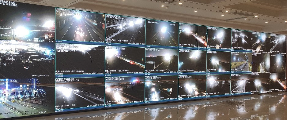 威创可视化守护返乡路