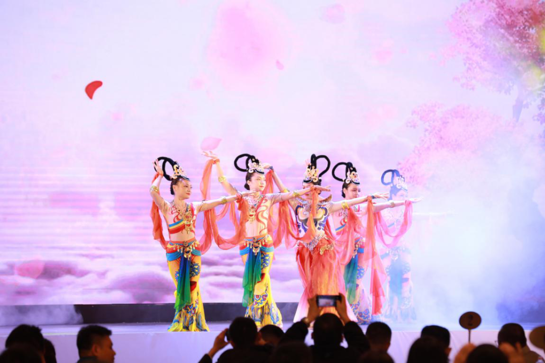 “在艾十年，逐梦致远” ——艾礼安成立十周年庆典暨颁奖晚宴圆满落幕