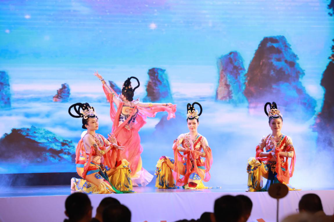 “在艾十年，逐梦致远” ——艾礼安成立十周年庆典暨颁奖晚宴圆满落幕