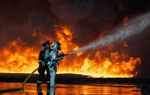 石油化工企业应该如何预防火灾？