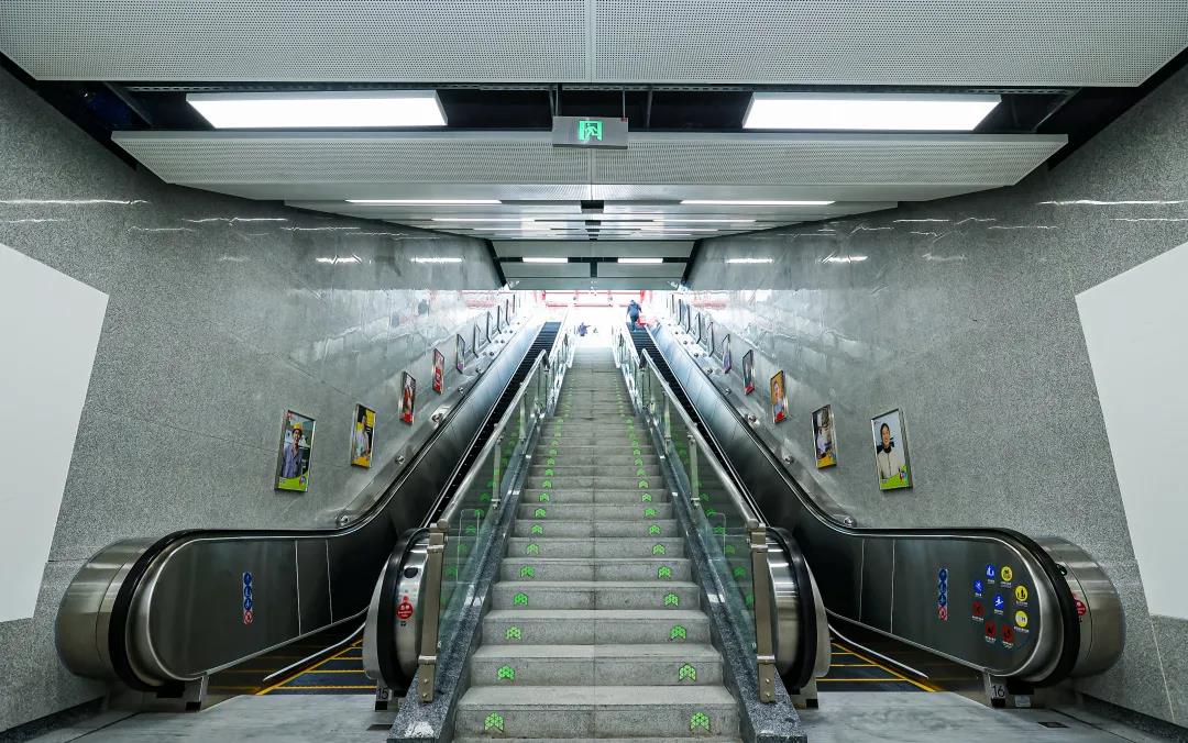 GVS案例|佛山地铁2号线一期今日开通，智能照明开启“迎客模式”！