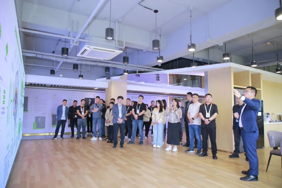 熵基科技合作伙伴大会2025圆满落幕：聚力AI认知创新，共绘产业未来