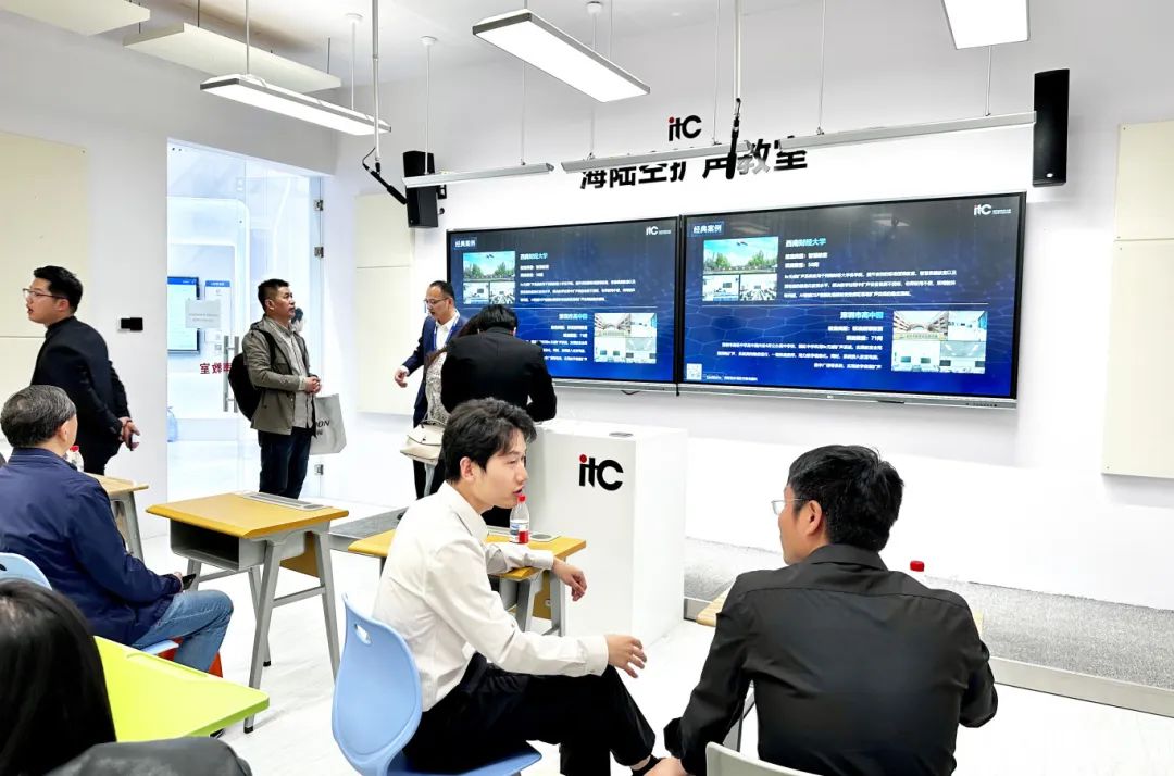 itc保伦股份AI赋能教育，引爆天津教育装备展！多图直击，首日“津”彩现场！